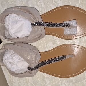 NIB Flourish Sandals Size 7